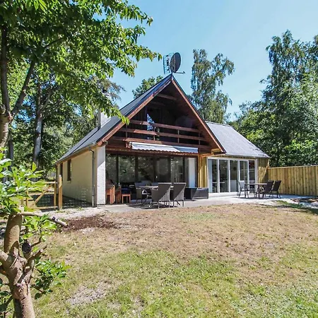 4 Bedroom Stunning In Samso Holiday home