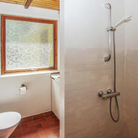 4 Bedroom Stunning In Samso Holiday home *