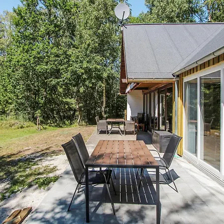 Holiday home 4 Bedroom Stunning In Samso